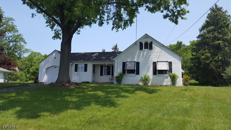 582 Foothill Rd, Bridgewater, NJ 08807 - photo 1