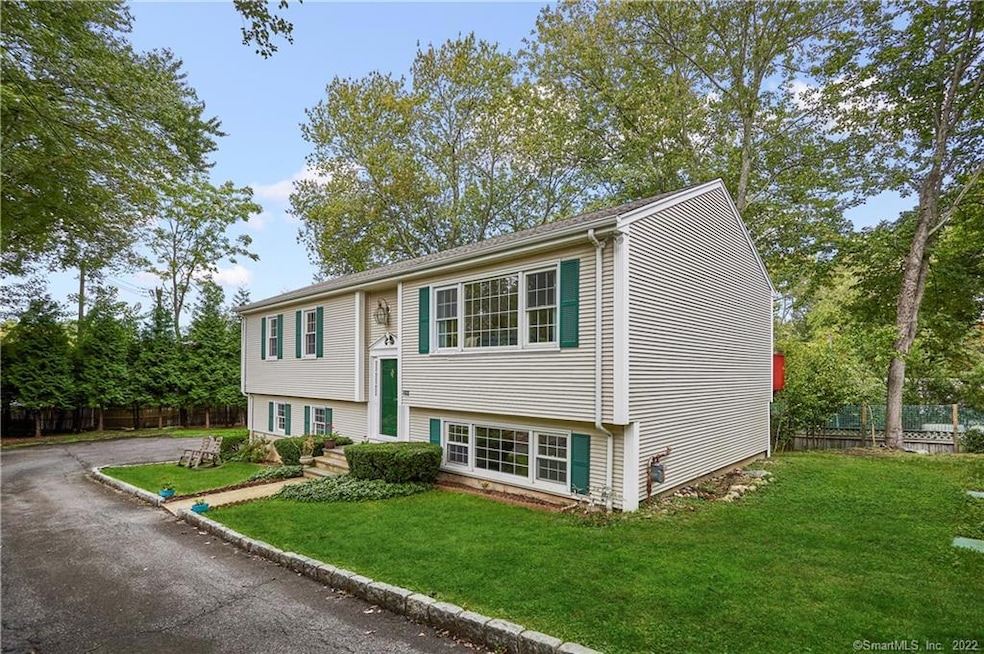 102 Belltown Rd, Stamford, CT 06905 - photo 1