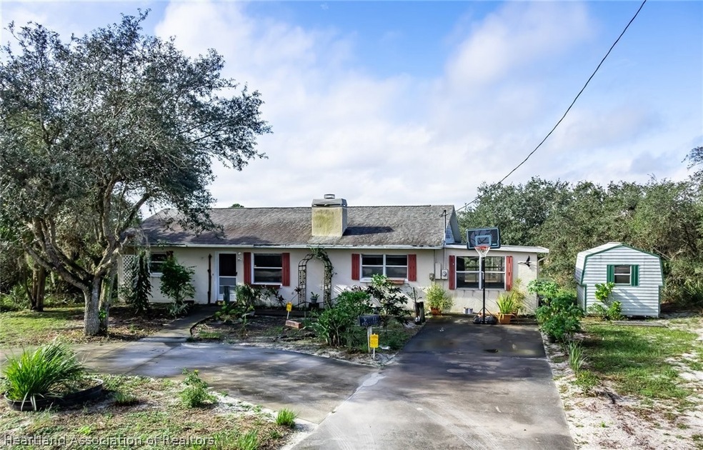 236 Lakeland Dr, Lake Placid, FL 33852 - photo 1