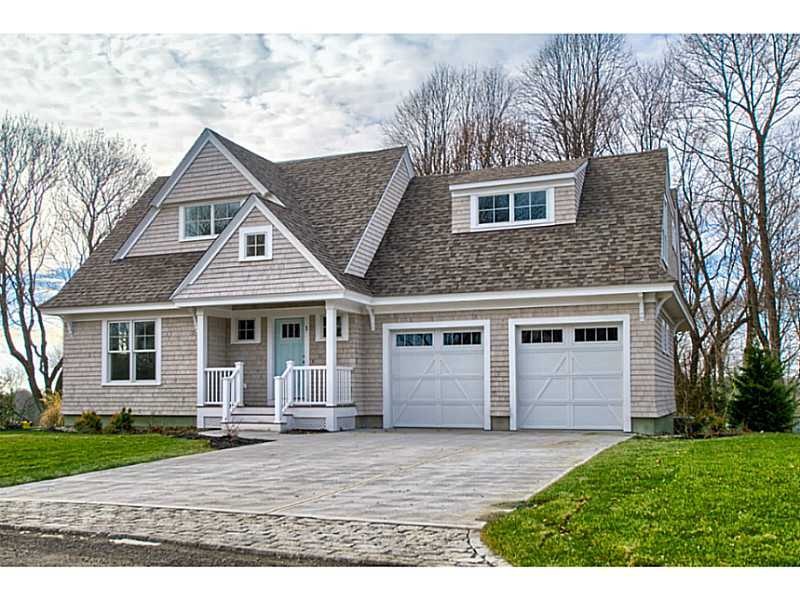 1 Julia Ct, Middletown, RI 02842 - photo 1