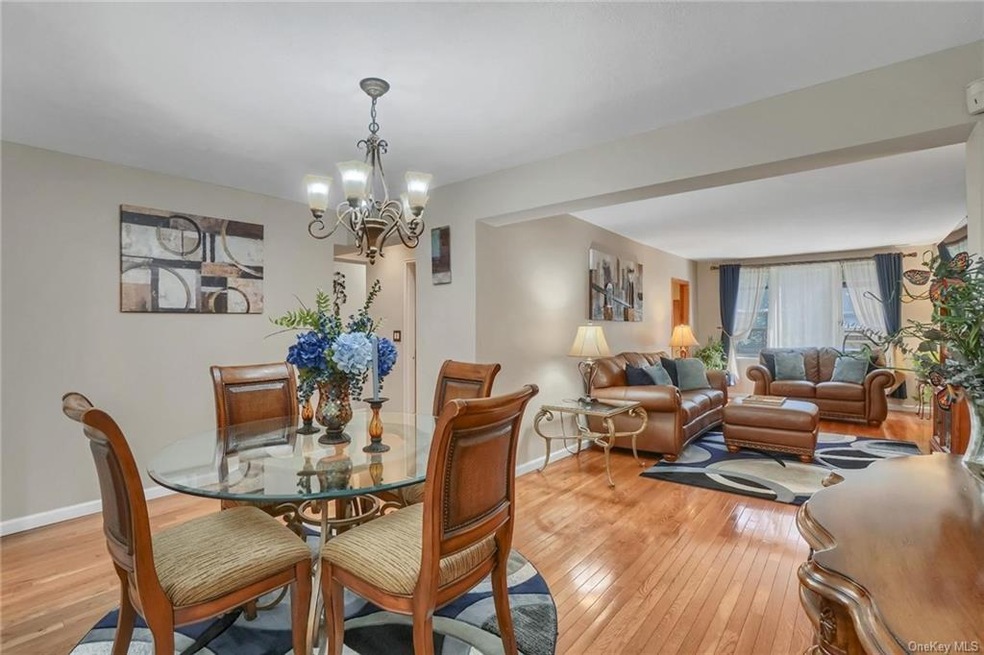 270 N Broadway unit 4FG, Yonkers, NY 10701 - photo 1