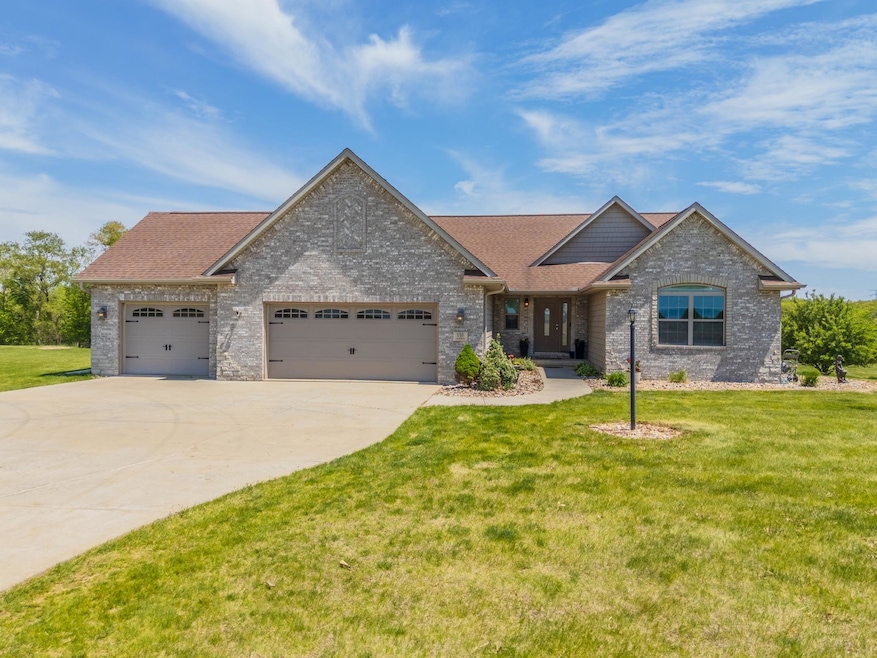 Sold $565,000
