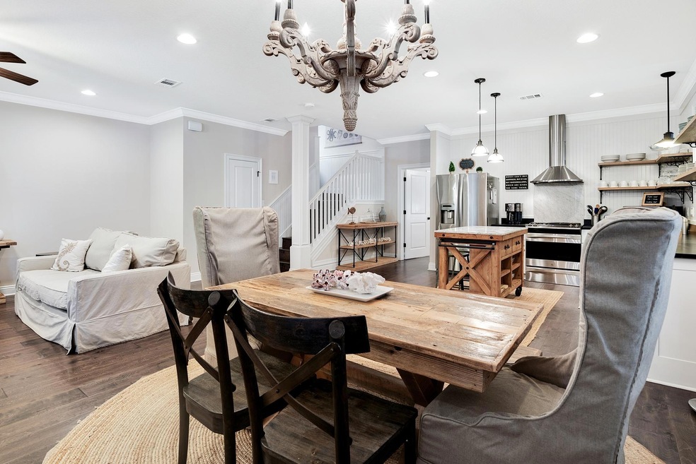 Dining/living area