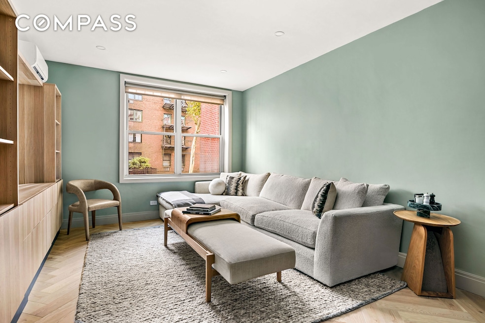 668 Washington St unit GA, New York, NY 10014 - photo 1