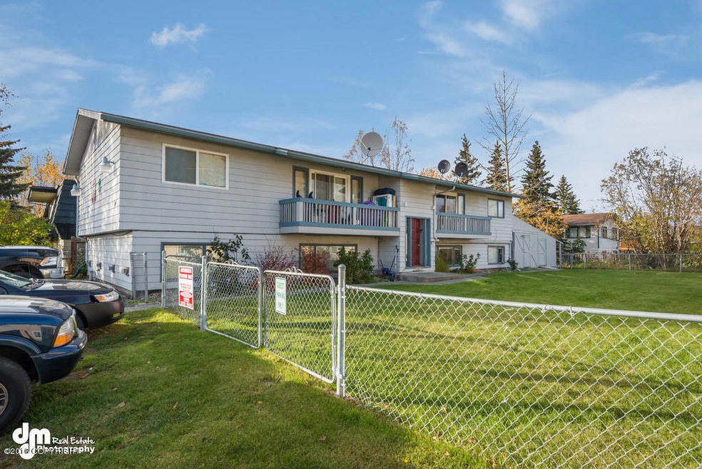 Exterior 2_5917-SMALL