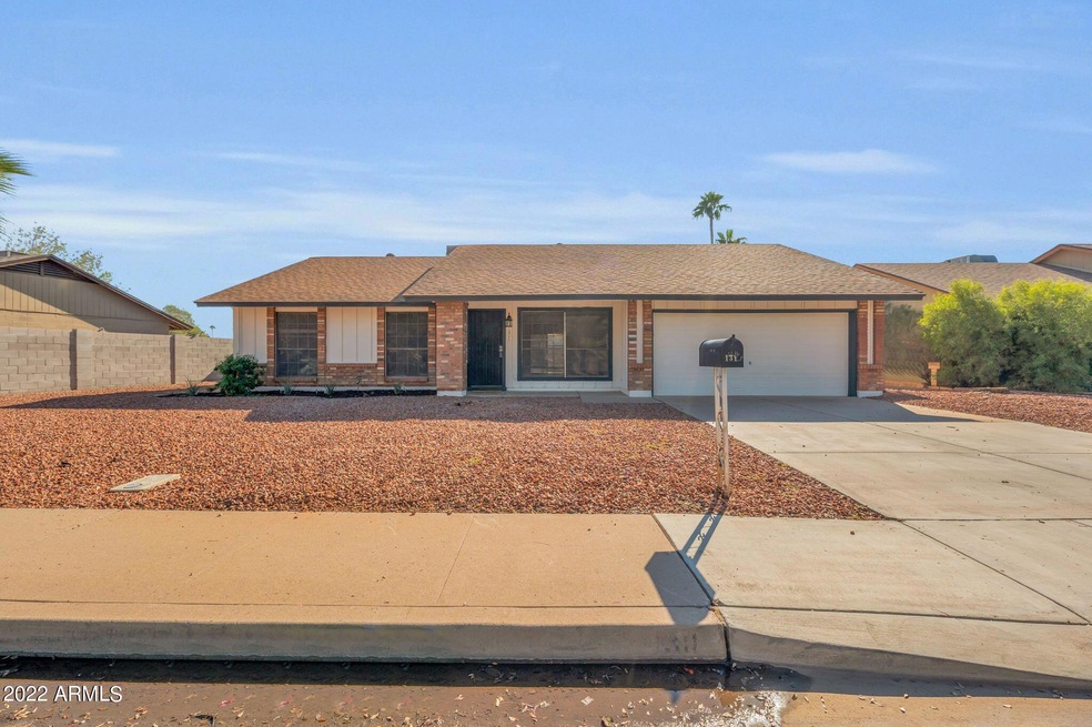 26-web-or-mls-1311 W Temple St-1
