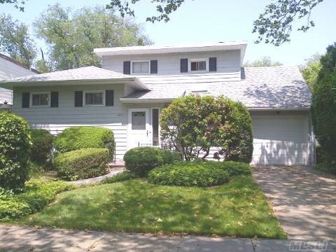 unlisted-address, Oceanside, NY 11572 - photo 1