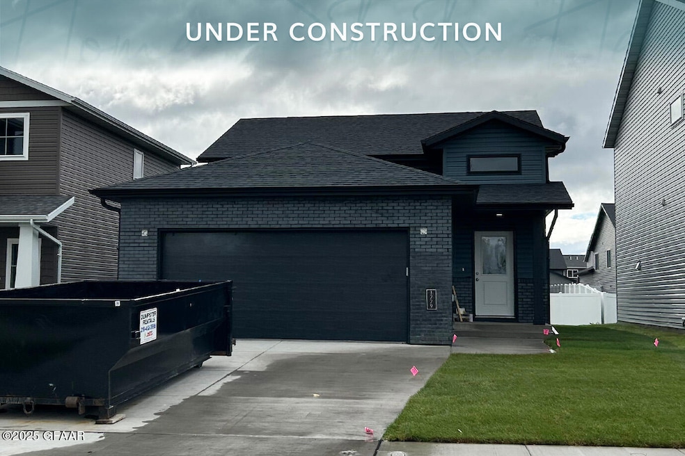 1779 41st Ave S, Grand Forks, ND 58201 - photo 1