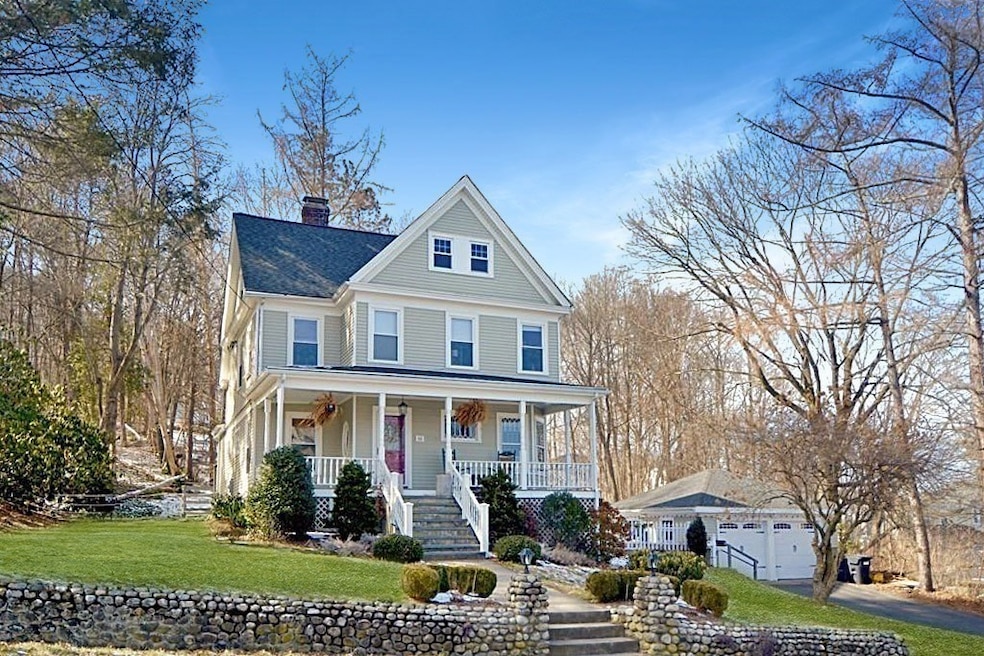 61 Houghton St, Hudson, MA 01749 - photo 1