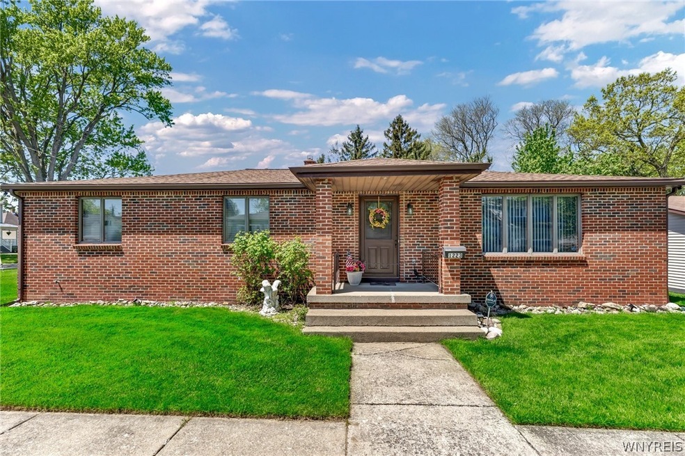 1223 Payne Ave, North Tonawanda, NY 14120 - photo 1