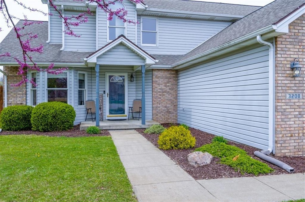 3208 Victoria Ave, Columbus, IN 47203 - photo 1