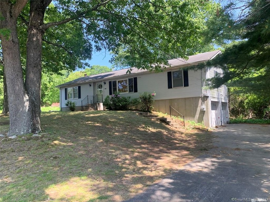 461 Bayonet St, New London, CT 06320 - photo 1