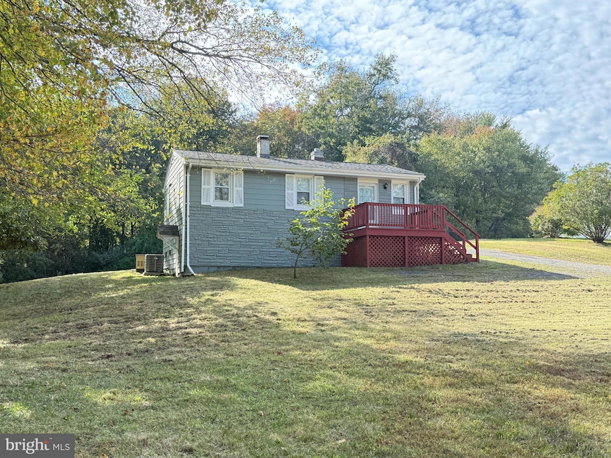 13701 Old Indian Head Rd, Brandywine, MD 20613 - photo 1