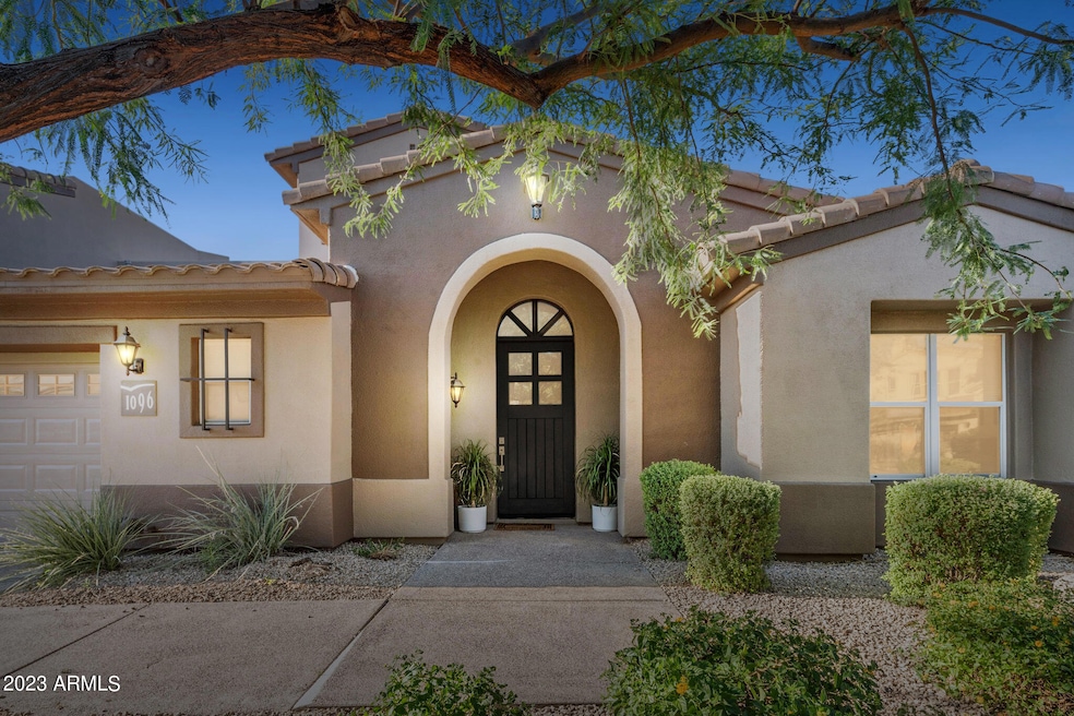 1096 Dusk Front