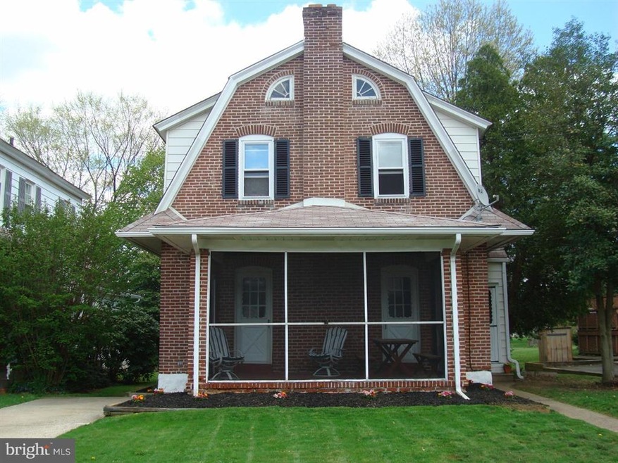 185 E Parkway Ave, Chester, PA 19013 - photo 1