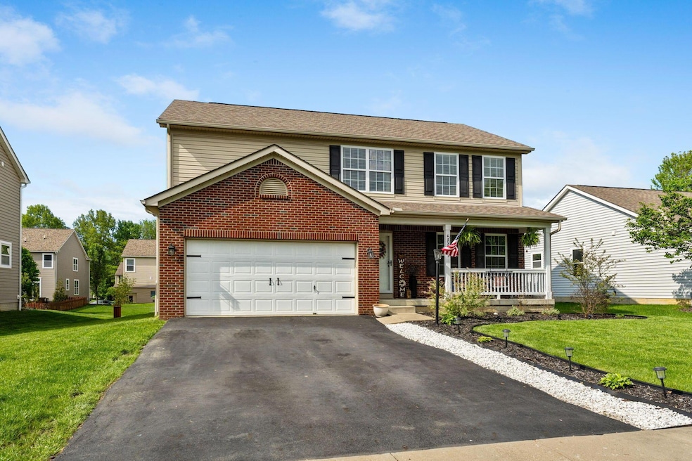 588 Herrogate Sq (Exterior)-1