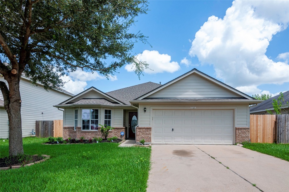 1034 Junction Ct, Rosenberg, TX 77471 - photo 1