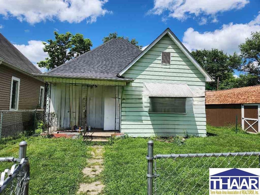 2034 N 21st St, Terre Haute, IN 47804 - photo 1