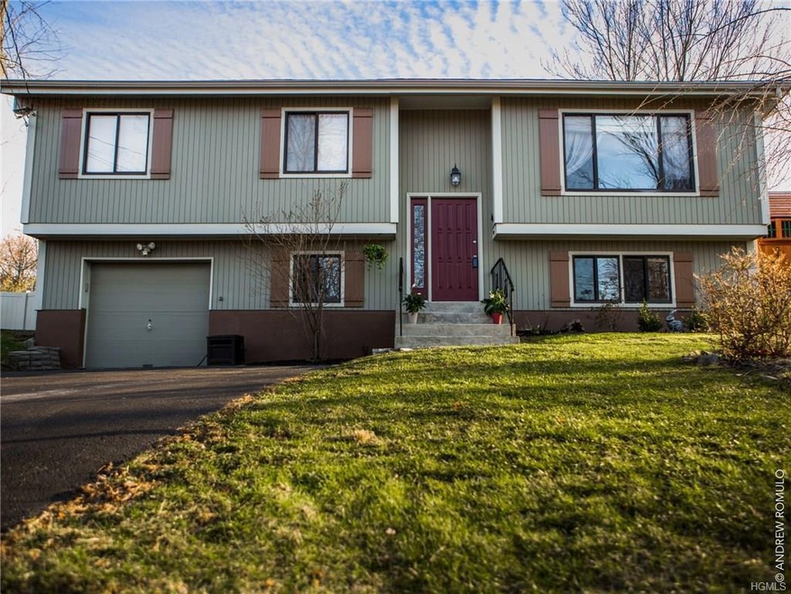 64 Interlochen Pkwy, Monroe, NY 10950 - photo 1