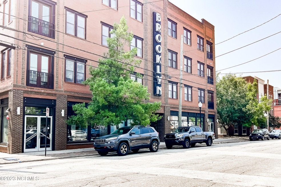 Sold $390,000 • Co-Listing Agent