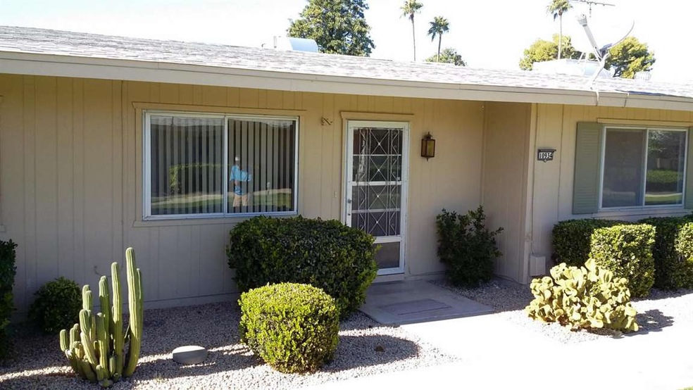 10934 W Santa fe Dr, Sun City, AZ 85351 - photo 1