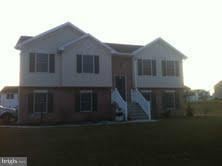 1730 Raven Dr, Chambersburg, PA 17202 - photo 1