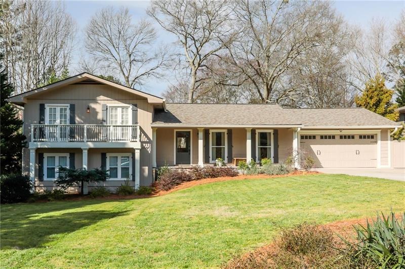 Located on a quiet, cul-de-sac 1/2 acre private le