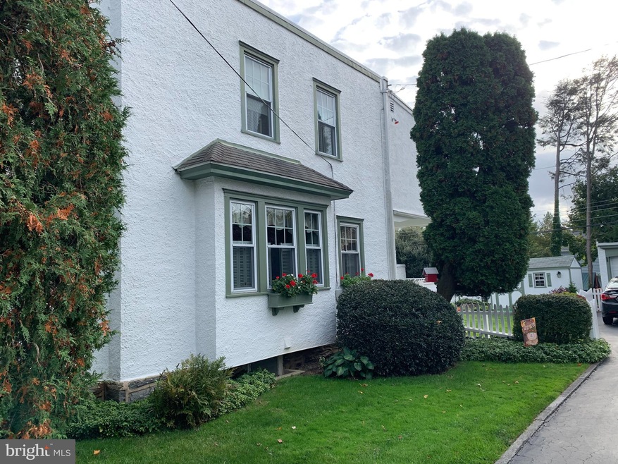 2304 Chestnut Ave, Ardmore, PA 19003 - photo 1