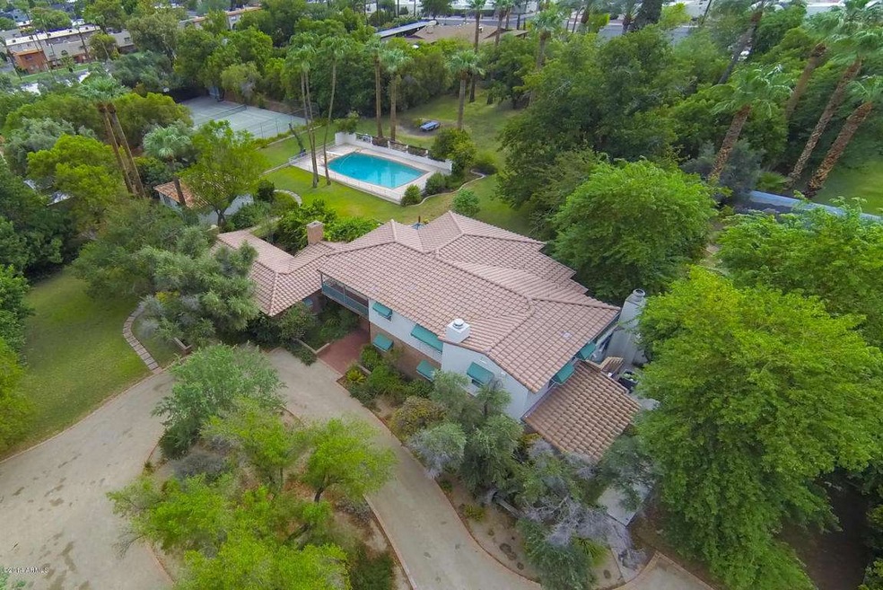 Aerial of property Front to Back