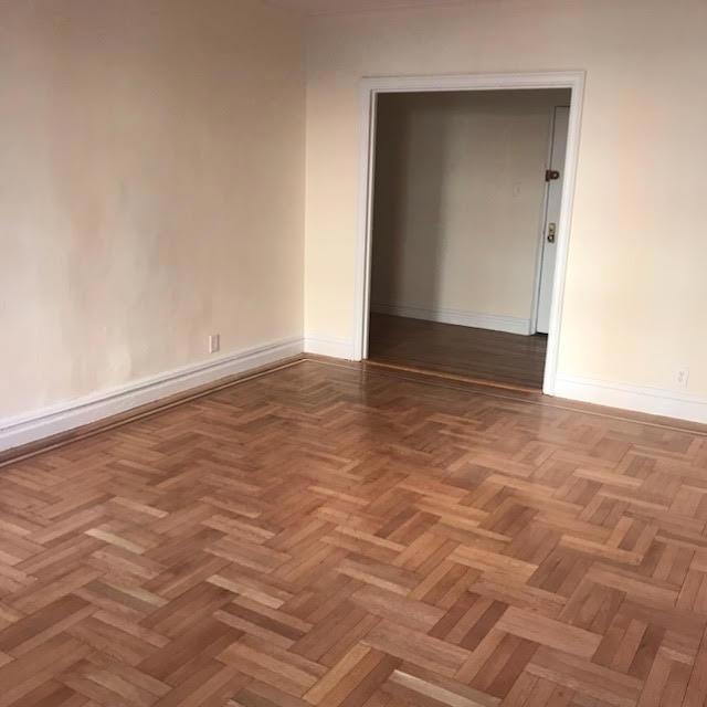 144-30 35th Ave unit C42, Flushing, NY 11354 - photo 1