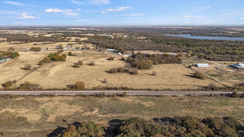 7773 U S Route 377, Collinsville, TX 76233 - photo 1
