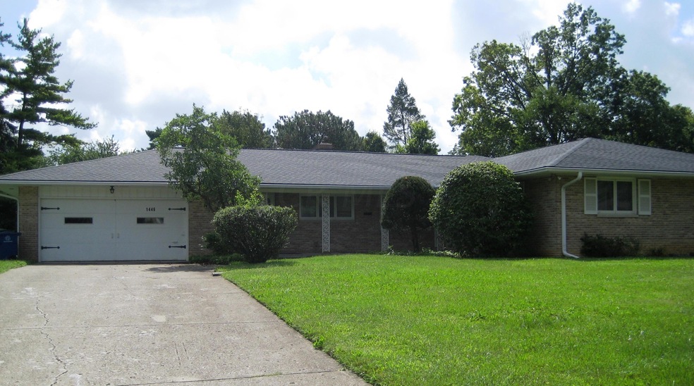 1466 SHERBROOKE PLACE