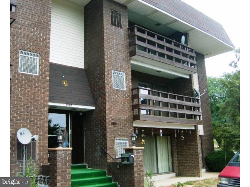 1580 Alta Dr unit 12, Whitehall, PA 18052 - photo 1