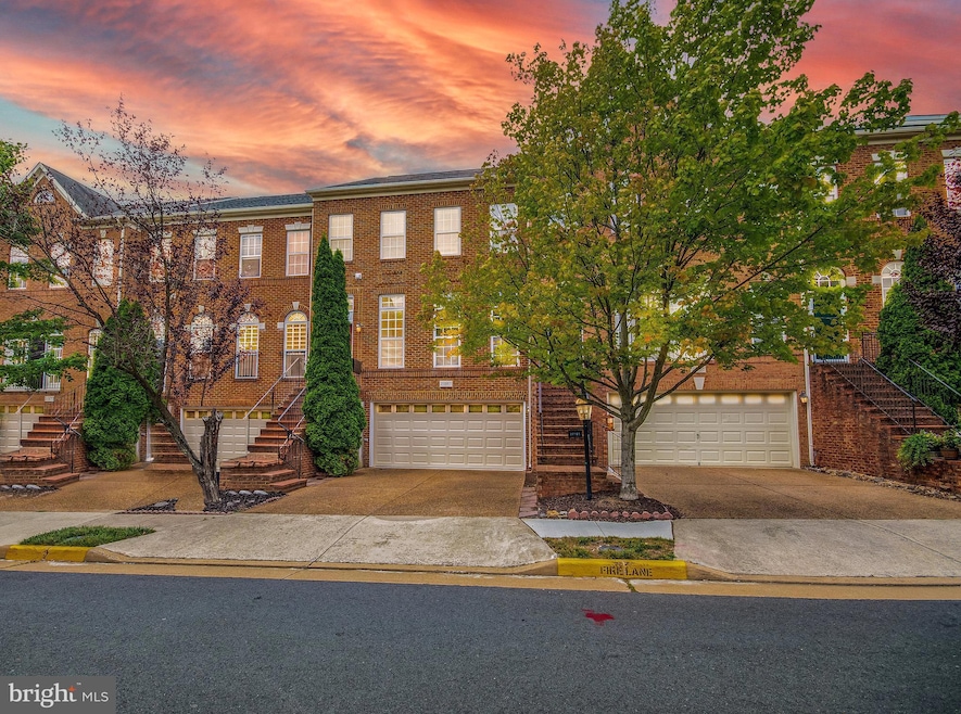 21967 Windover Dr, Broadlands, VA 20148 - photo 1