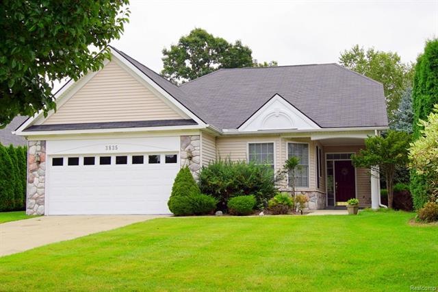 3835 Springwood Ct unit 771, Auburn Hills, MI 48326 - photo 1