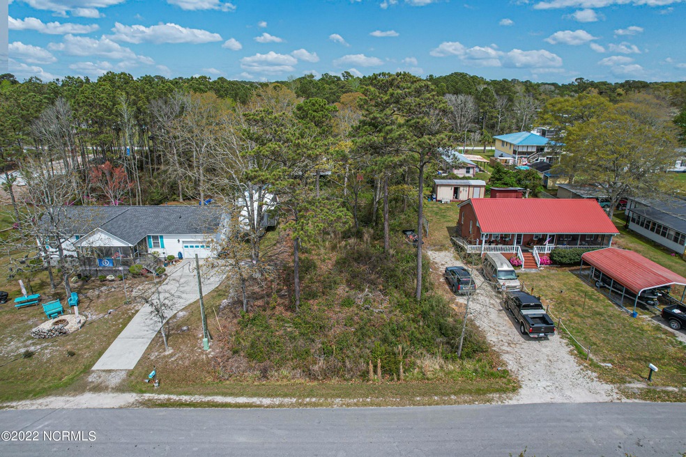 1223 Riverview-1