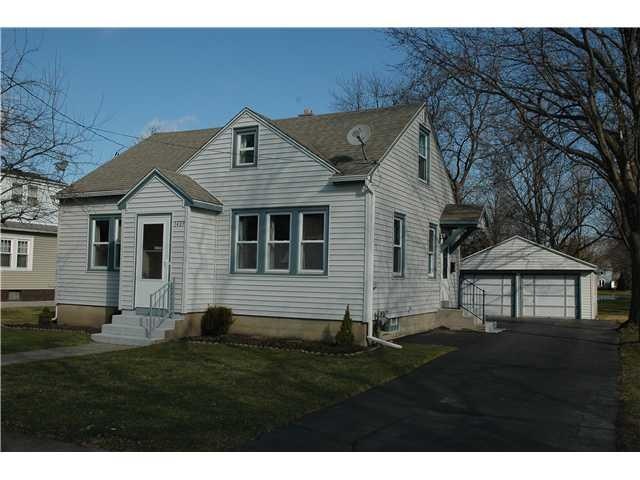 1429 Payne Ave, North Tonawanda, NY 14120 - photo 1