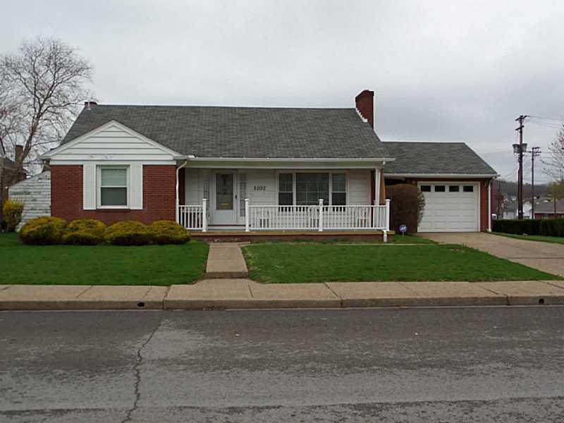 2002 Irwin St, Aliquippa, PA 15001 - photo 1