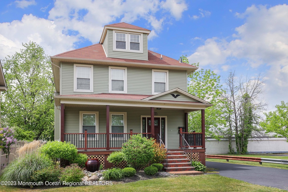 278 Broad St unit FIRST FLOOR, Matawan, NJ 07747 - photo 1