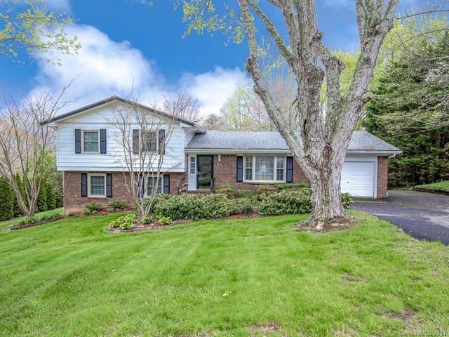 3 Wondu View Ct, Asheville, NC 28806 - photo 1