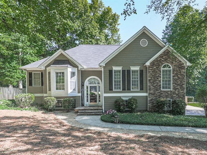 241 Heights Ln, Acworth, GA 30101 - photo 1