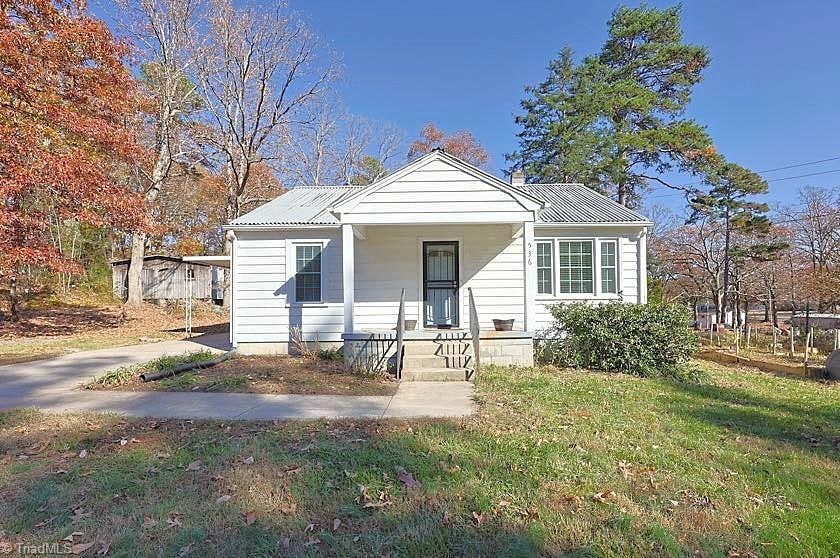 536 Oakgrove Rd, Asheboro, NC 27205 - photo 1