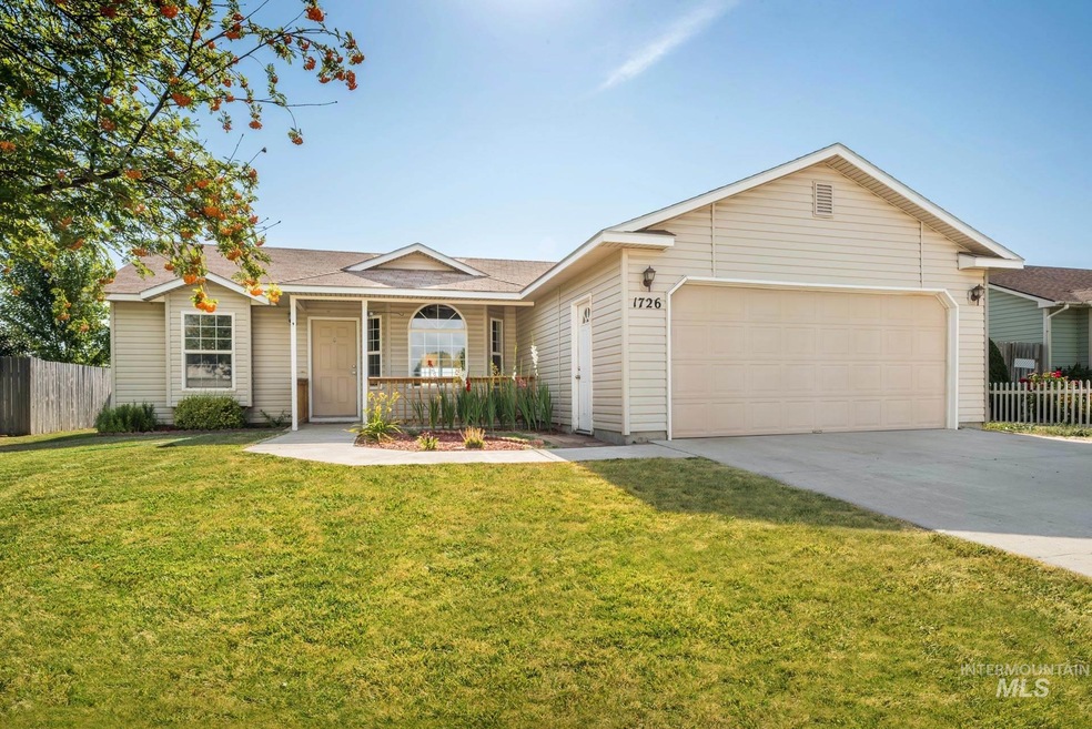 1726 S Woodland Dr, Nampa, ID 83686 - photo 1