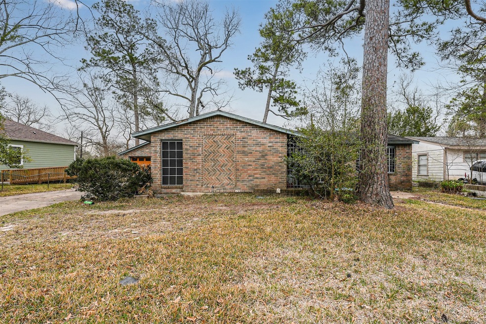 7430 Bigwood St, Houston, TX 77016 - photo 1