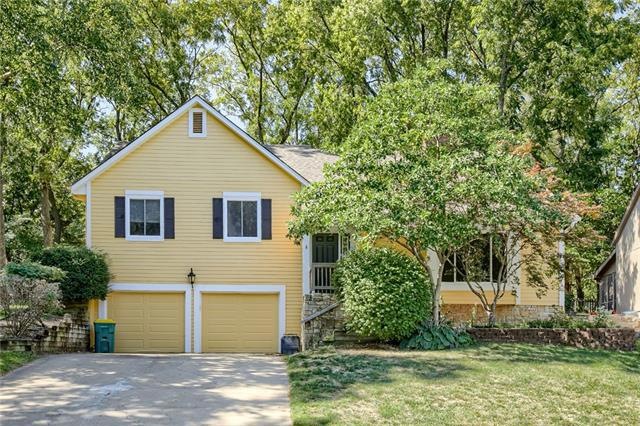 8000 Hallet St, Lenexa, KS 66215 - photo 1