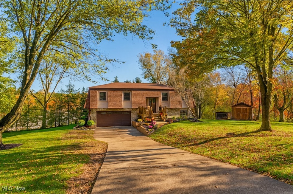 1513 Meadow Square NE, Bolivar, OH 44612 - photo 1