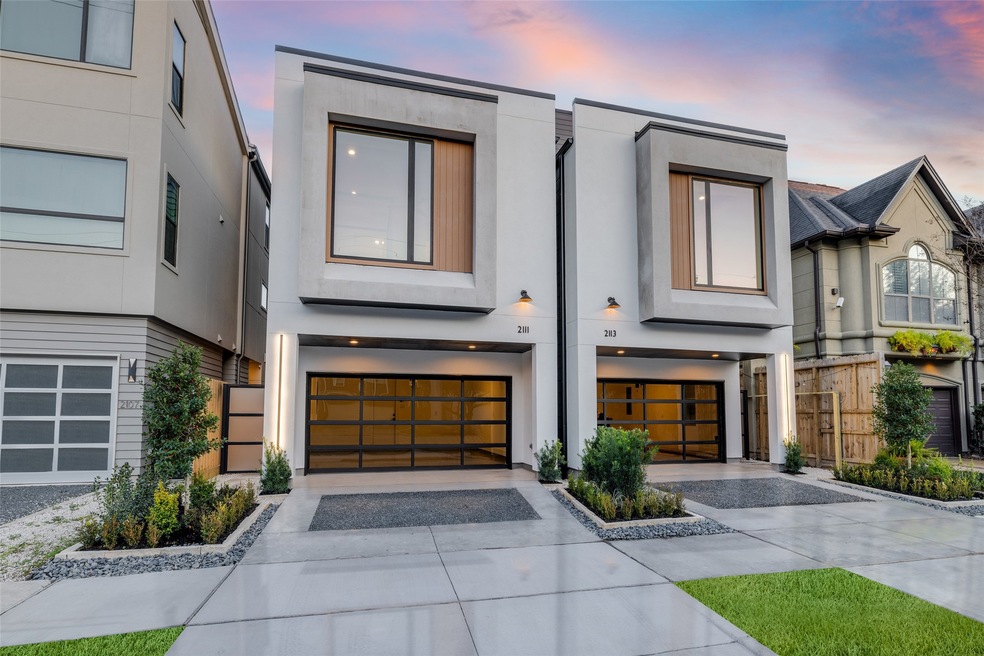 2111 Park St, Houston, TX 77019 - photo 1