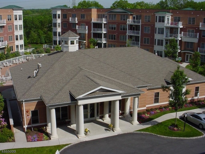 3207 Pointe Gate Dr, Livingston, NJ 07039 - photo 1