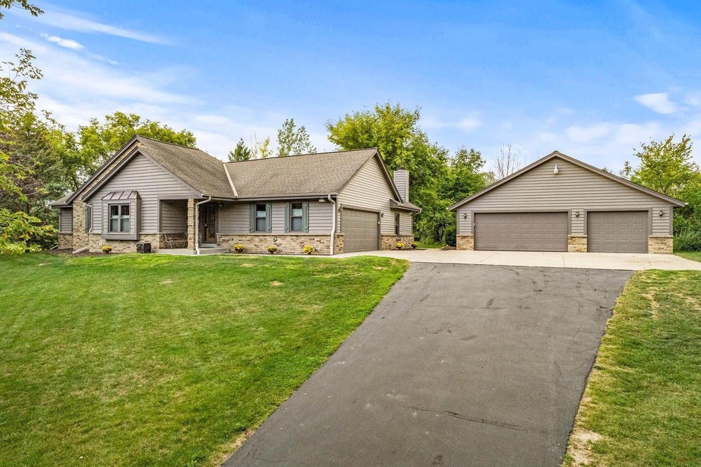 Kettle Moraine Rd, Hartford - Drone-6