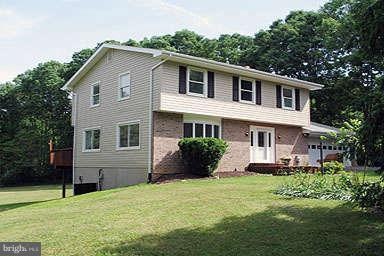 10722 Pheasant Dr, Clarksburg, MD 20871 - photo 1